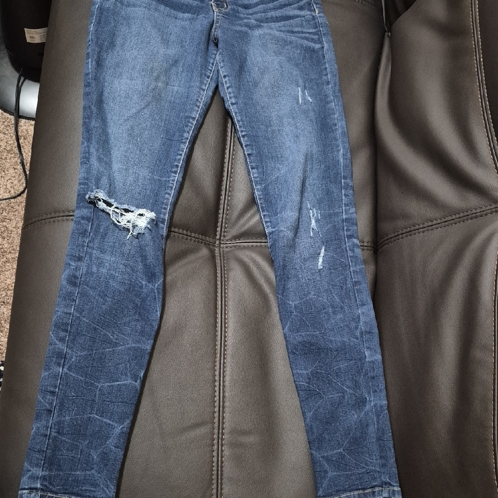 Donated - Picture 7 of 7